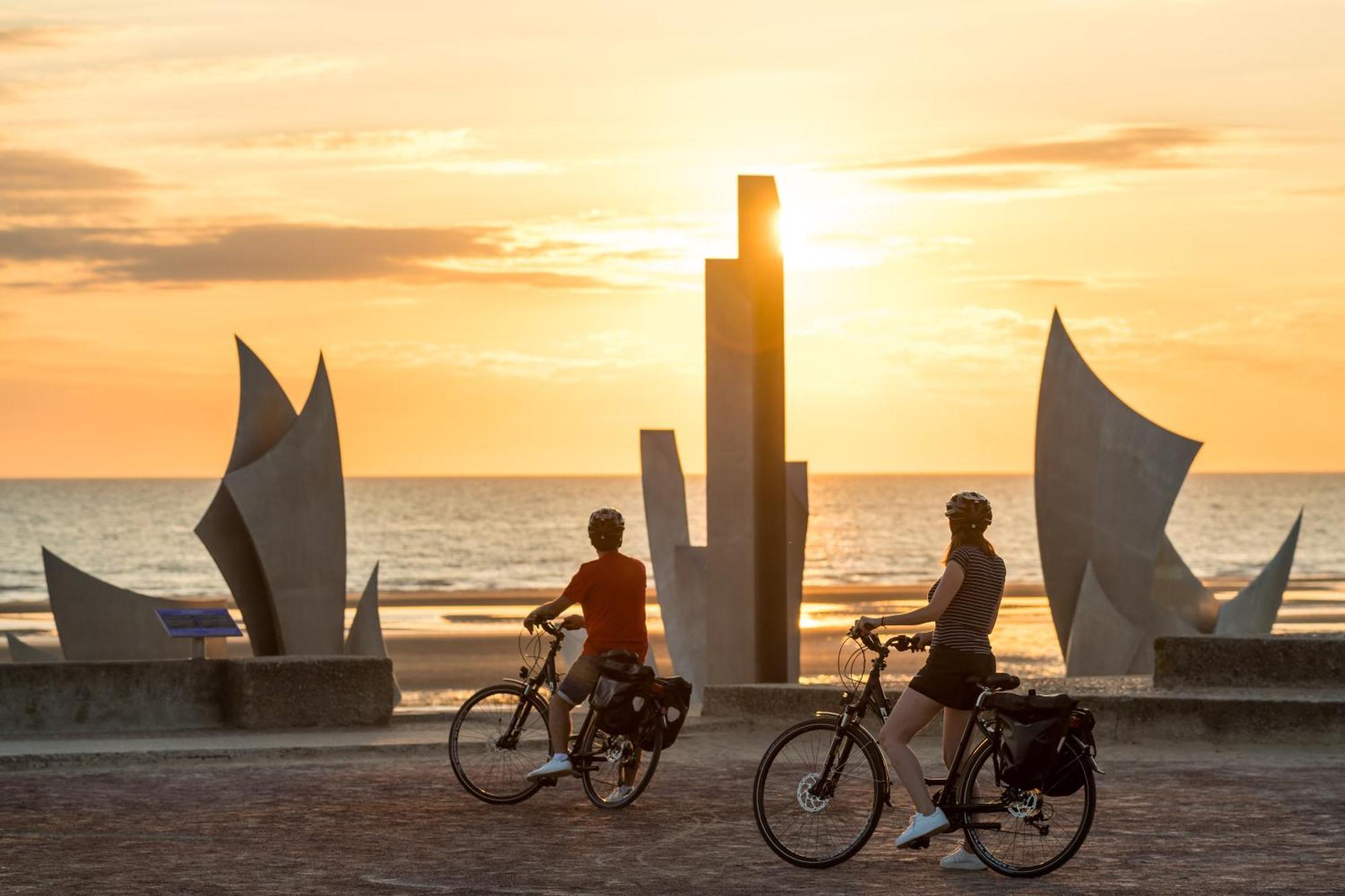 La Fromagerie Maison Lumineuse Et Spacieuse Beau Sejour 5 Ch 2 Wc 1 Sdb Grand Jardin Clos 5Mn A Pied Commerces 10 Mn Plage Omaha Beach Proche Plages Du Debarquement Trevieres Eksteriør bilde