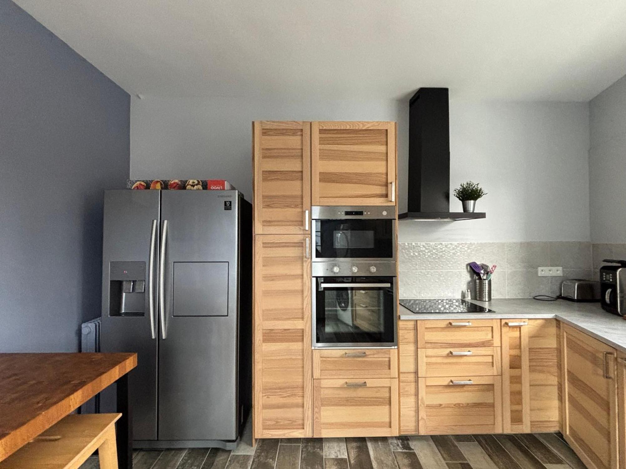 La Fromagerie Maison Lumineuse Et Spacieuse Beau Sejour 5 Ch 2 Wc 1 Sdb Grand Jardin Clos 5Mn A Pied Commerces 10 Mn Plage Omaha Beach Proche Plages Du Debarquement Trevieres Eksteriør bilde